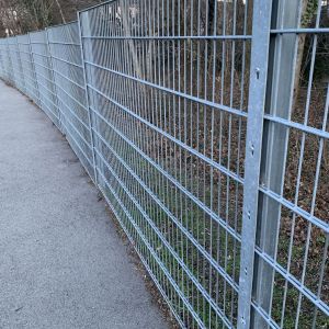 Zaunmatten & Pfosten
